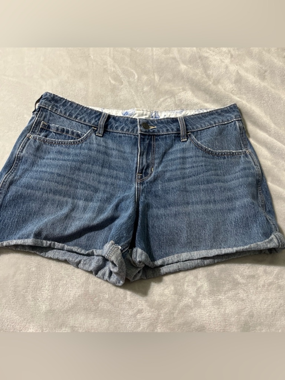 Hollister Shorts Womens 14/32 Low Rise 5" Baggy Short 100% Cotton Blue Jean